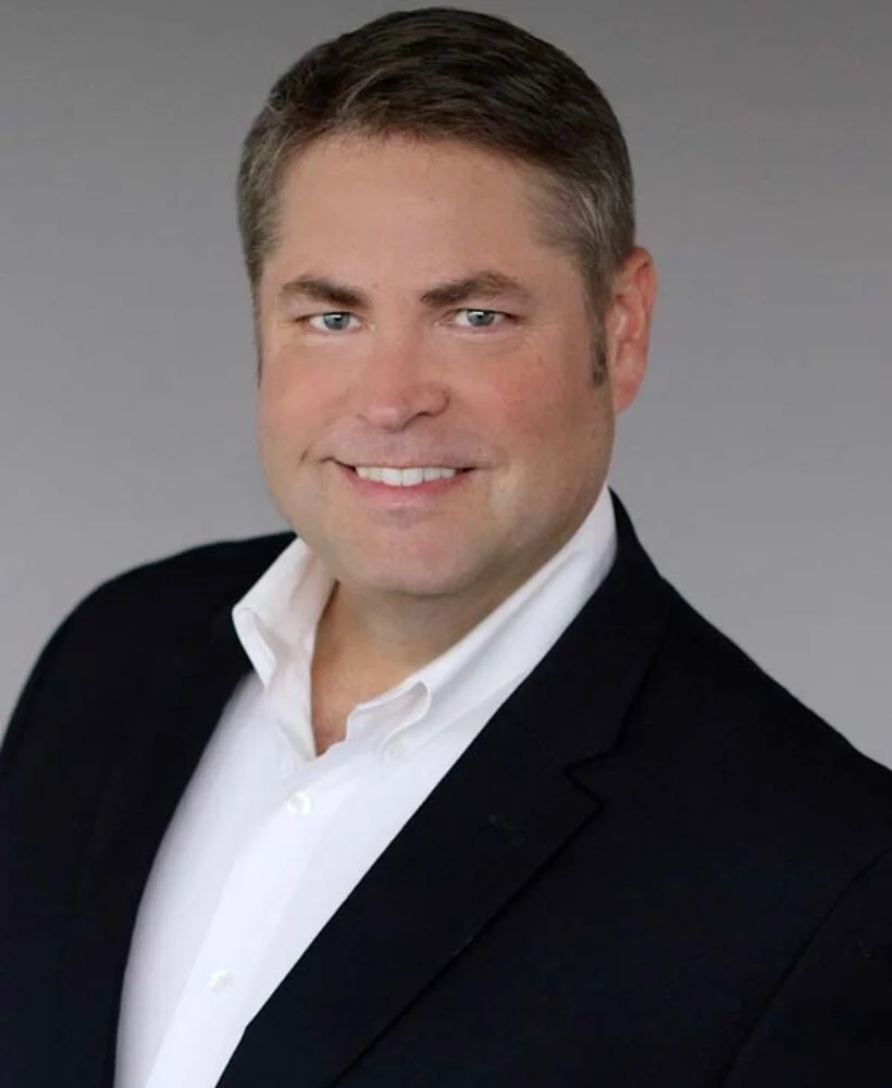 Dr. Andrew Mayo headshot